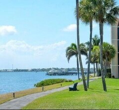 3462 NE Causeway Blvd in Jensen Beach, FL - Building Photo - Building Photo