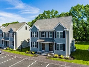 58 Pumpkin Cir in Tyngsboro, MA - Building Photo - Building Photo