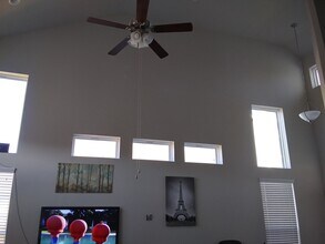 7112 Cherry Beam Path in Austin, TX - Building Photo - Building Photo