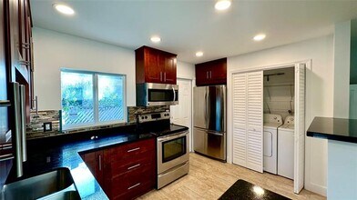 400 SW 9th St in Fort Lauderdale, FL - Building Photo - Building Photo