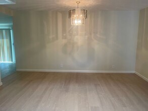 737 N White Rd in San Jose, CA - Building Photo - Building Photo
