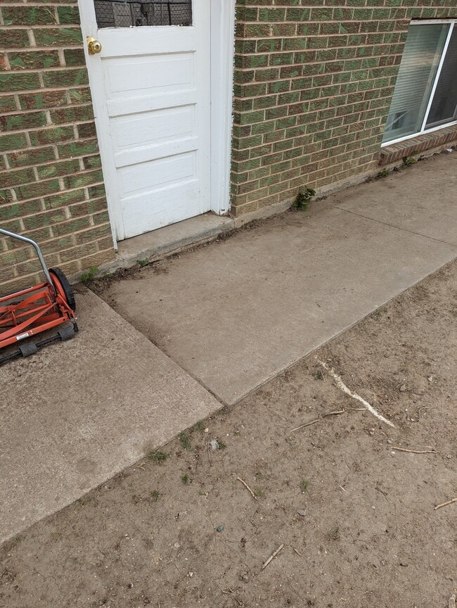 property at 1672 W Wyoming Ave