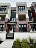 137 8th St in Marina, CA - Building Photo