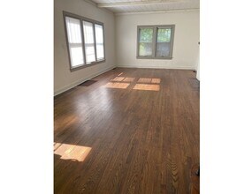 4117 E Lewis St in Wichita, KS - Building Photo - Building Photo
