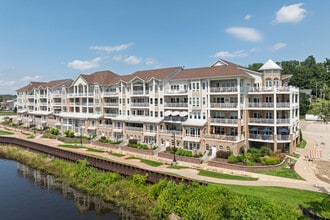 Eagles Point Condominiums in Prescott, WI - Building Photo - Building Photo