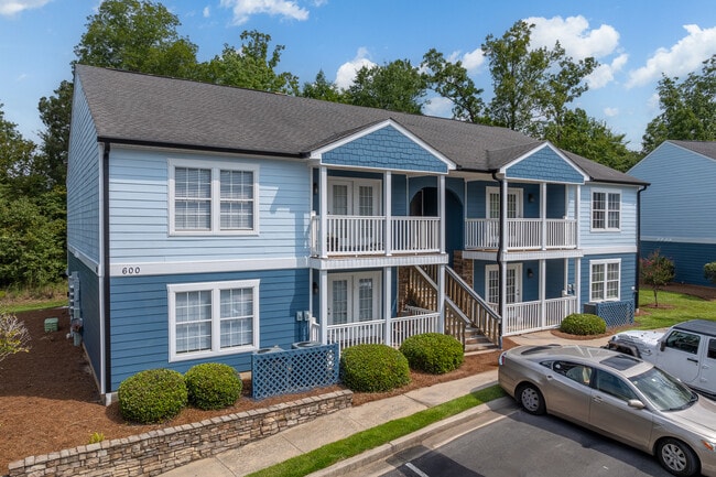 Village at Willow Lake in North Augusta, SC - Foto de edificio - Building Photo