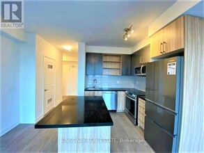 4699-4699 Glen Erin Dr in Mississauga, ON - Building Photo - Building Photo