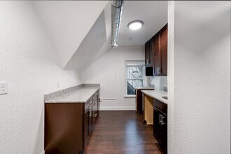 2723 Pillsbury Ave in Minneapolis, MN - Building Photo - Building Photo