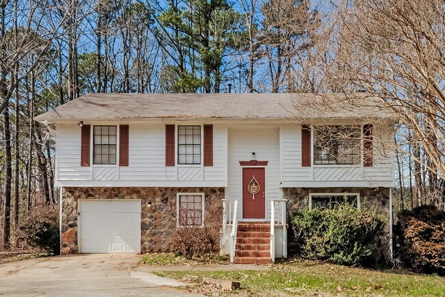 property at 1352 Buttercup Ct