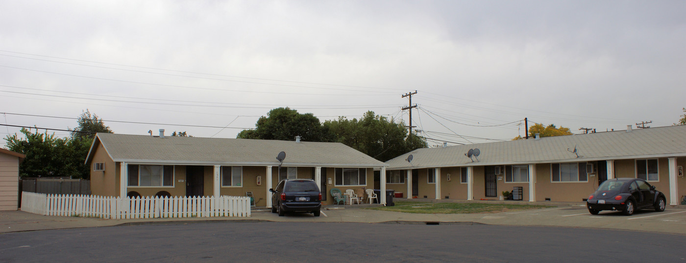 1541 Rayburn Ct in Fairfield, CA - Building Photo