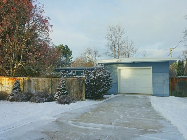 property at 3207 Queen St