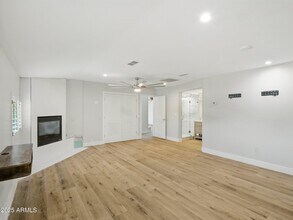 12210 N 67th St in Scottsdale, AZ - Building Photo - Building Photo