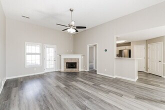 6890 Seaside Dr in Cordova, TN - Building Photo - Building Photo