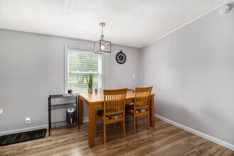 10484 W 34 1/2 Rd in Harrietta, MI - Building Photo - Building Photo