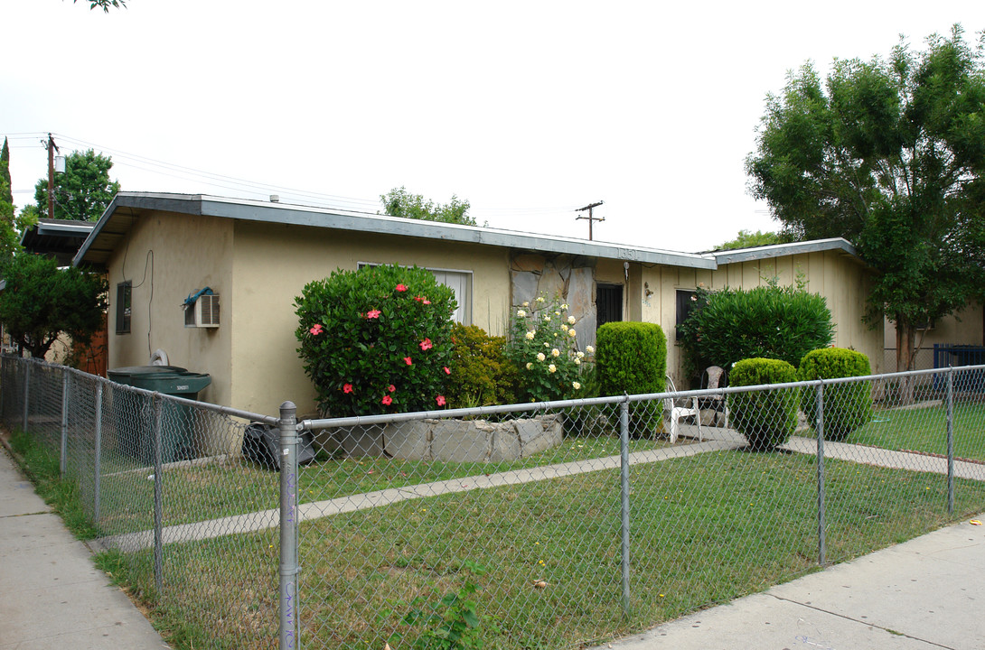 1351 N Grove Ave in Ontario, CA - Building Photo