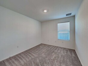 10721 Steinbeck Dr in Austin, TX - Building Photo - Building Photo