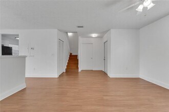 13561 SW 62nd St in Miami, FL - Building Photo - Building Photo