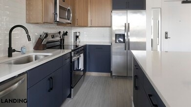 1007 S Mint St in Charlotte, NC - Building Photo - Building Photo