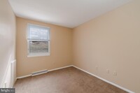 4411 Falls Bridge Dr photo'