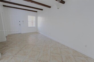 9274 SW 220th Terrace in Cutler Bay, FL - Building Photo - Building Photo