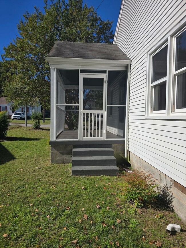507 Beech St in Petersburg, VA - Building Photo - Building Photo
