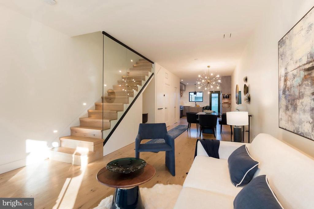 1019 Kenyon St NW in Washington, DC - Building Photo