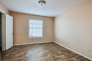 11612 Marsh Mccall Way in El Paso, TX - Building Photo
