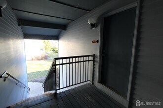 2202 Aspen Dr in Plainsboro, NJ - Building Photo - Building Photo