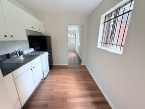 925 Euclid Ave NE in Atlanta, GA - Building Photo - Building Photo