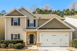 8 Misty Lea Dr in Dallas, GA - Building Photo