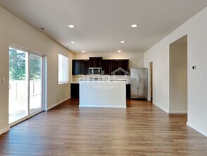 11022 191st St Ct E in South Hill, WA - Building Photo - Building Photo