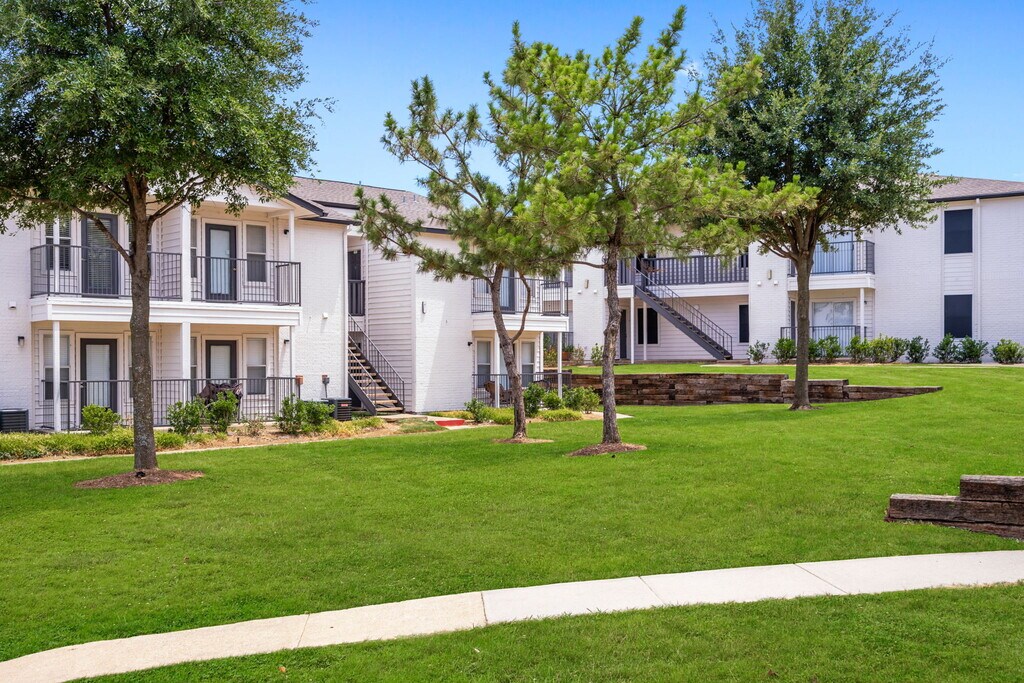 Tides on Westcreek Fort Worth, TX Apartments