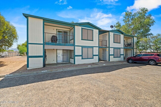 9928 E Birchwood Ave in Mesa, AZ - Building Photo - Building Photo