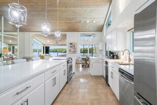 6110 N Ocean Blvd in Ocean Ridge, FL - Building Photo