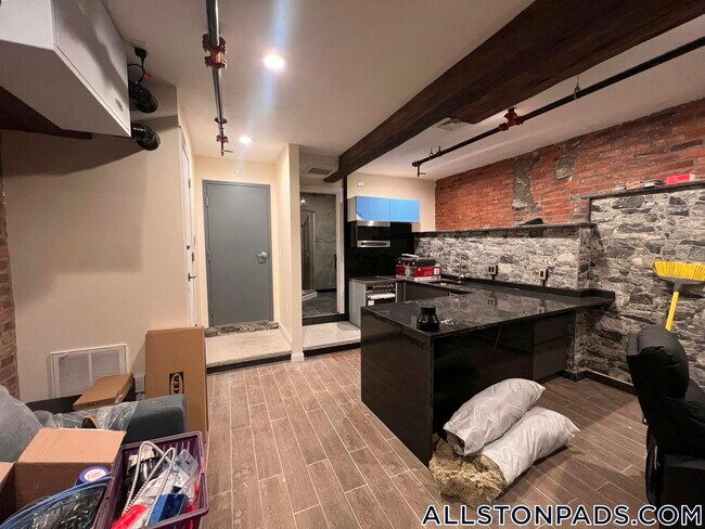 1028 Commonwealth Ave