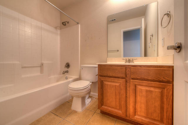 225 Lexington Dr in Austin, TX - Building Photo - Building Photo