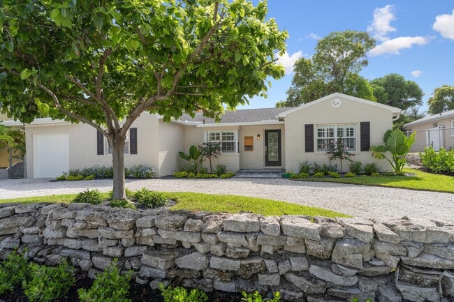 3600 Westview Ave in West Palm Beach, FL - Building Photo - Building Photo