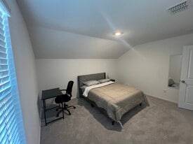 150 Outrigger Way, Unit Peaceful Abode in Kyle, TX - Building Photo