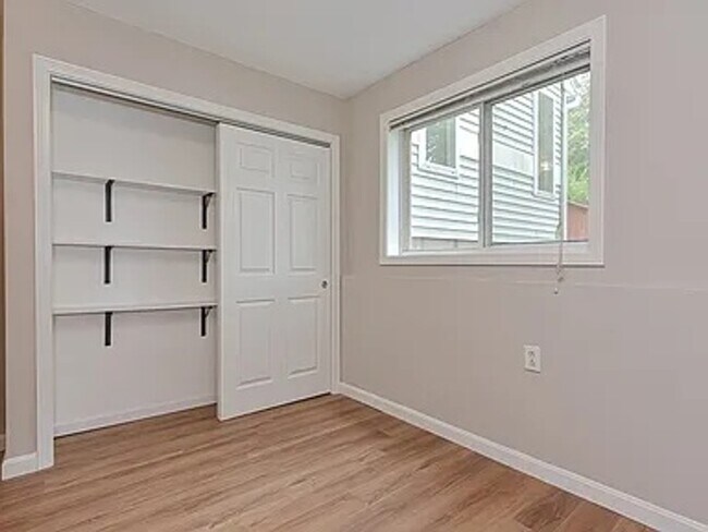330 Sunderland Rd, Unit 91 in Worcester, MA - Foto de edificio - Building Photo