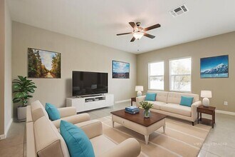 2653 Island Pond Dr in Deltona, FL - Building Photo - Building Photo