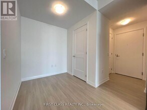 50-2950 Dunfield Ave in Toronto, ON - Building Photo - Building Photo