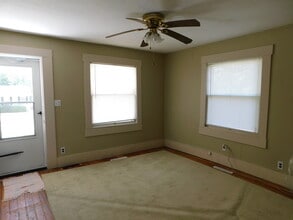 825 S Emporia St in El Dorado, KS - Building Photo - Building Photo