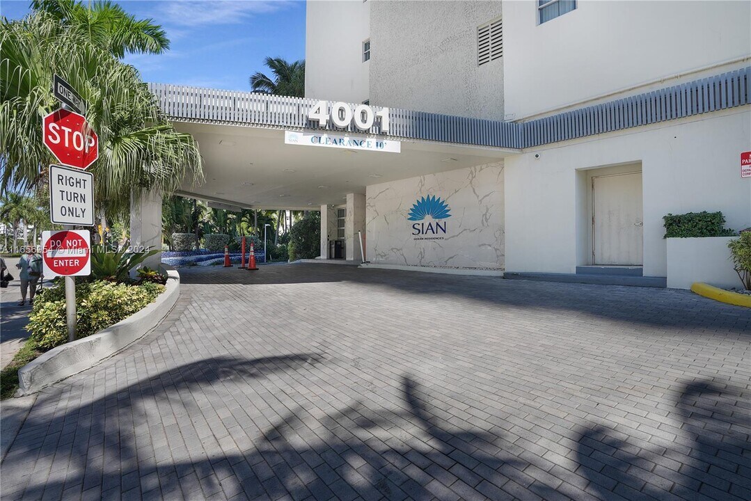 4001 S Ocean Dr, Unit #3P in Hollywood, FL - Foto de edificio