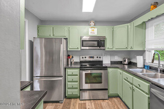 1280 Old Maplehurst Rd in Jacksonville, NC - Building Photo - Building Photo