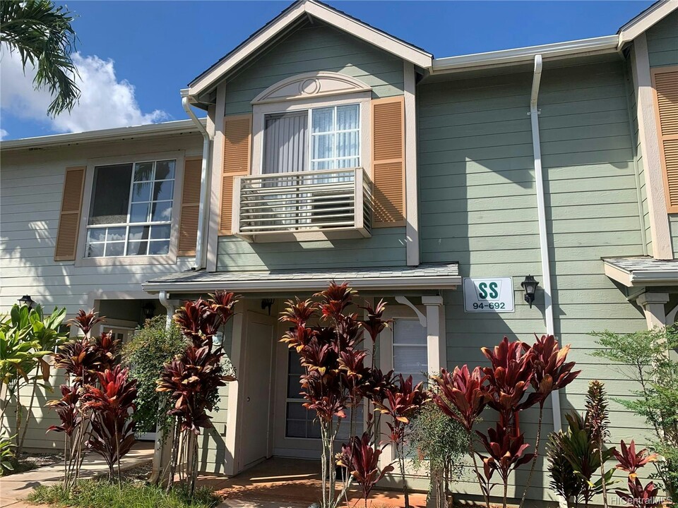 94-692 Lumiauau St-Unit -SS-3 in Waipahu, HI - Building Photo