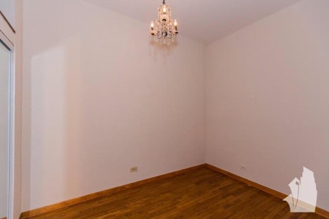 873 W Lill Ave in Chicago, IL - Building Photo - Building Photo