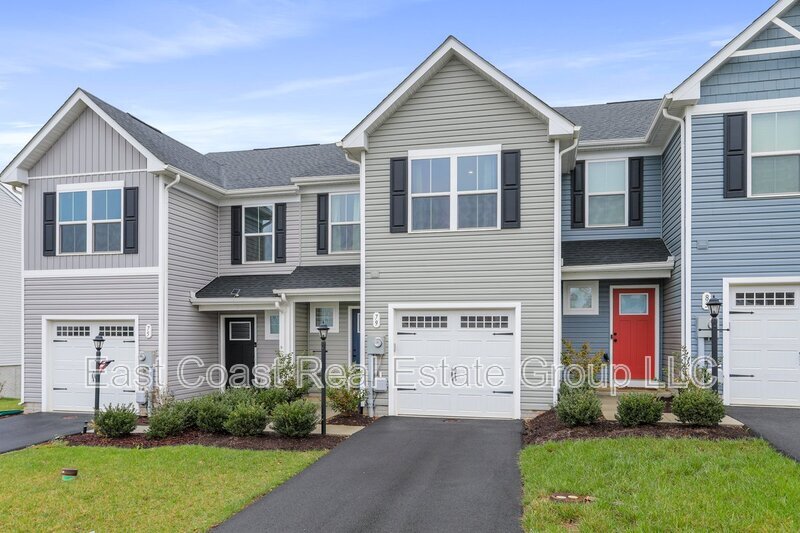 79 Otero Ln in Cherry Run, WV - Building Photo