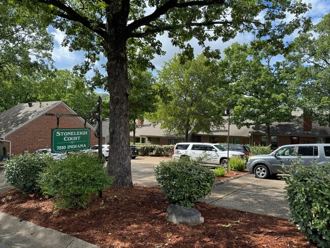 7510 Indiana Ave, Unit Stoneleigh Court #6 in Little Rock, AR - Building Photo - Building Photo