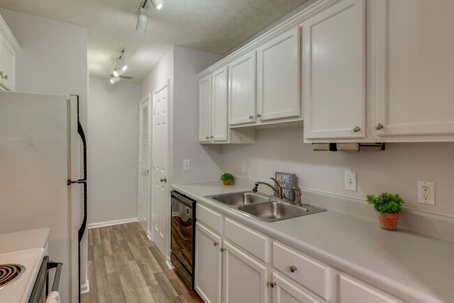 property at 177 Brooke Castle Dr