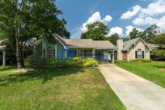 213 Falcon Cove in Brandon, MS - Building Photo - Building Photo